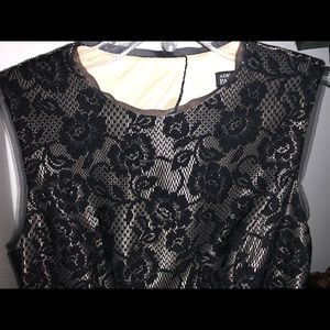 Adrianna Papell evening gown Red Carpet edition